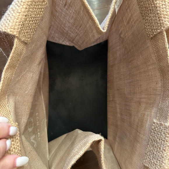 Erewhon Burlap Shopper - Picture 3 of 4